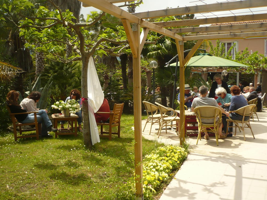 Hotel Restaurant Les Chasseurs Marine de Pietracorbara Экстерьер фото