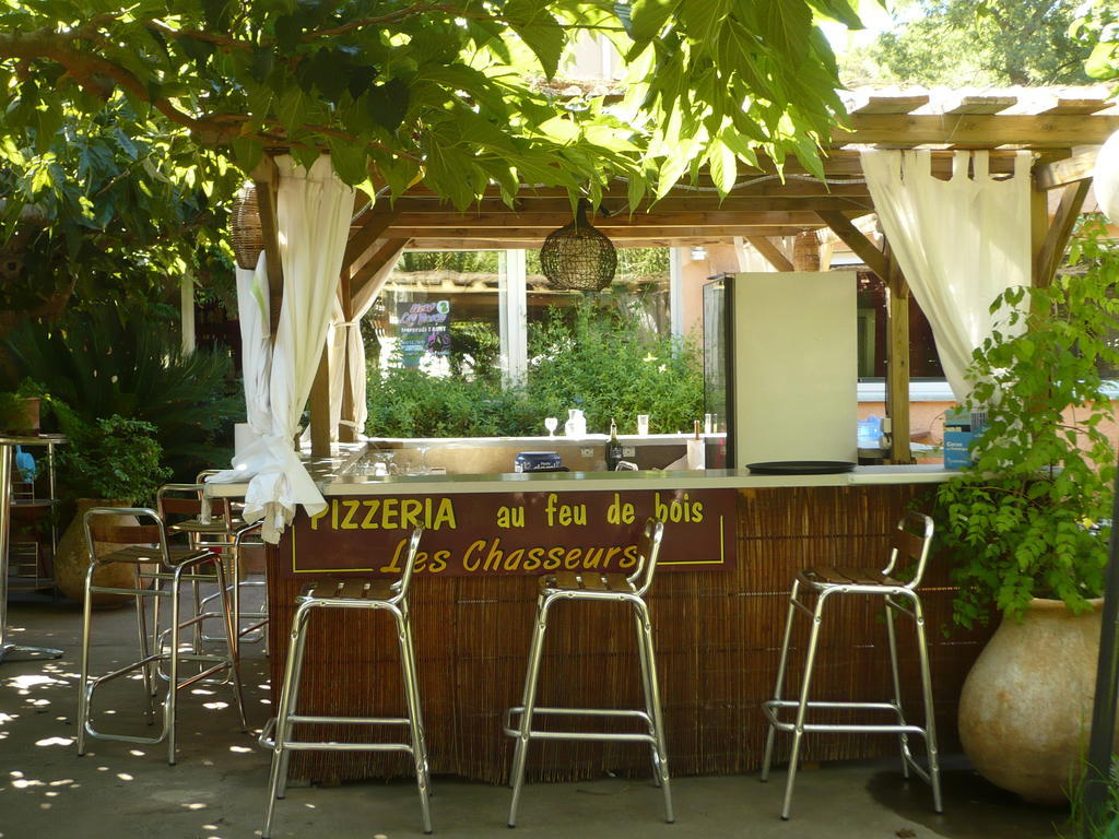 Hotel Restaurant Les Chasseurs Marine de Pietracorbara Экстерьер фото